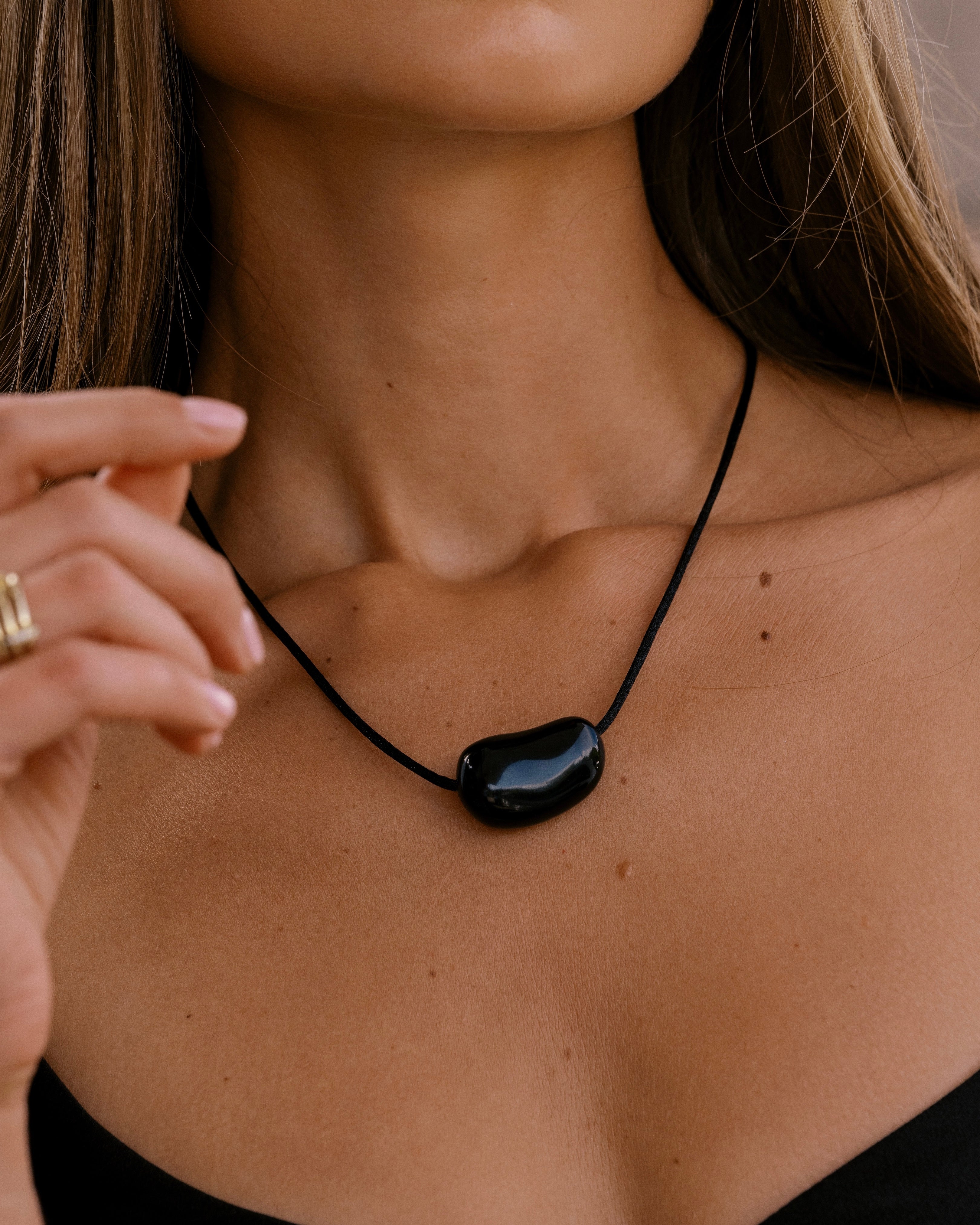 Isla Resin Cord Necklace – James Michelle