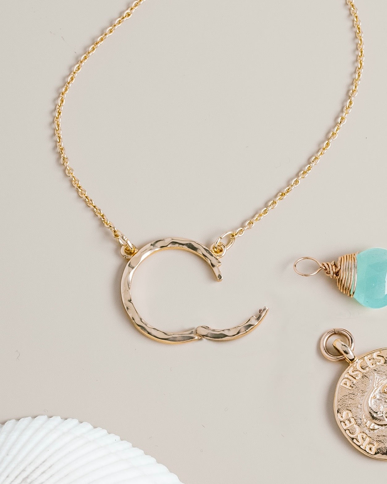 Circle lock deals necklace