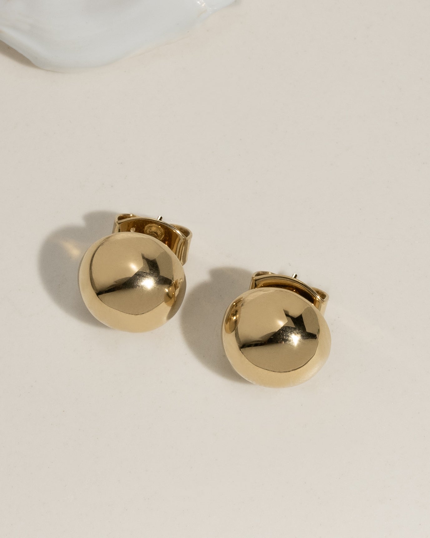 Sphere Studs