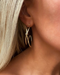 Knot Hoops