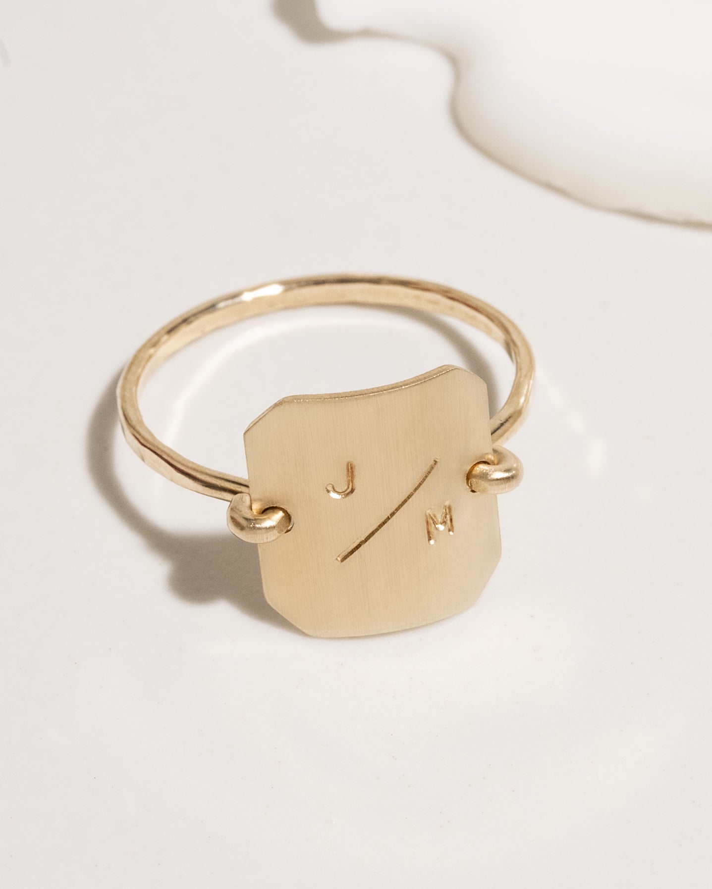 Tablet Ring