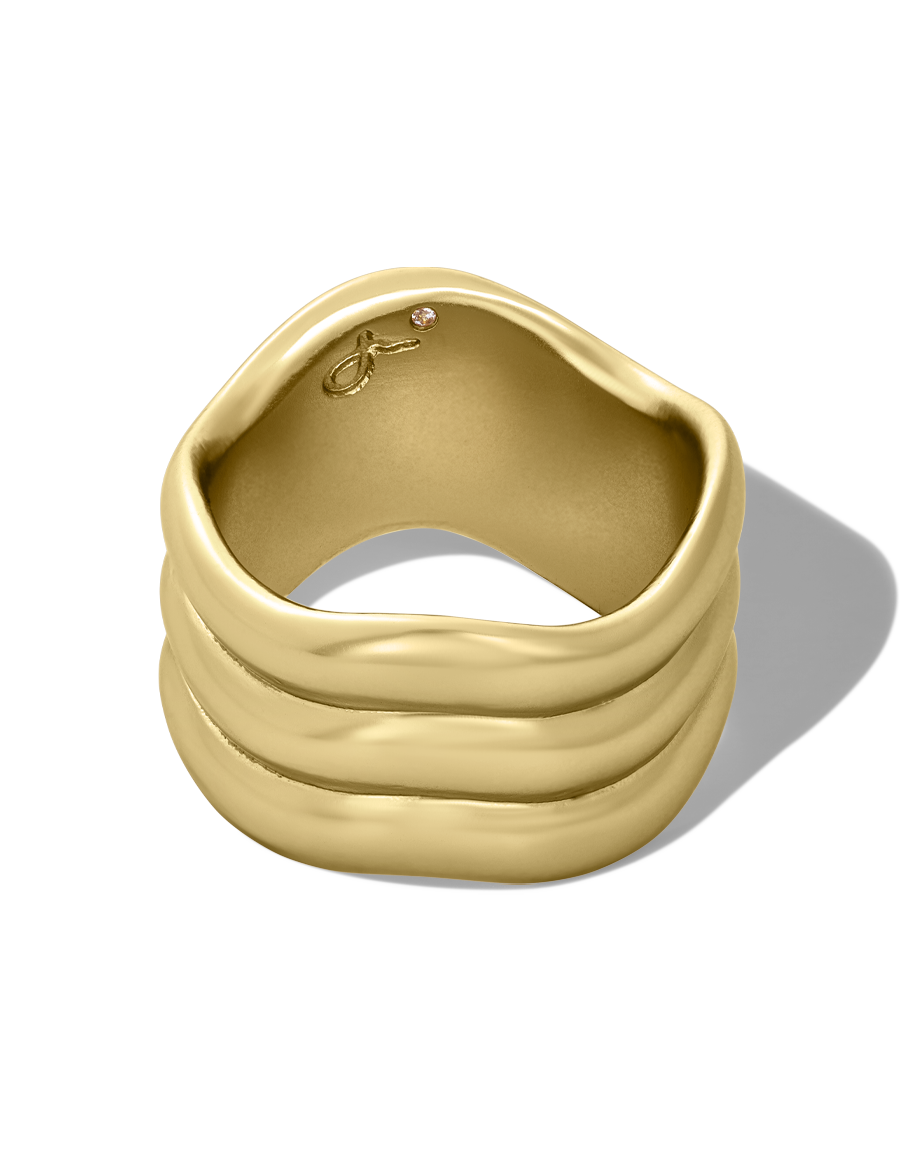 Waves Ring