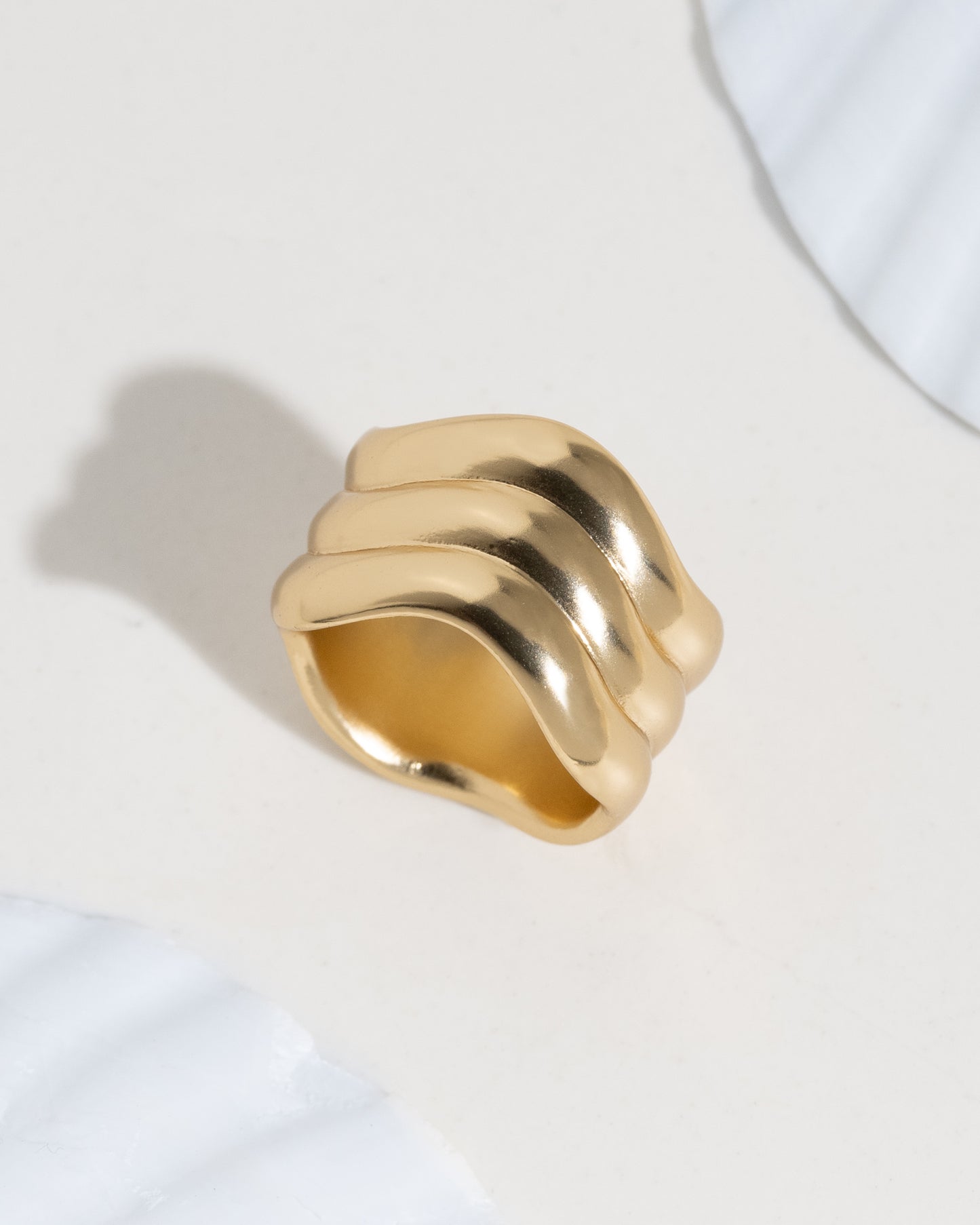 Waves Ring