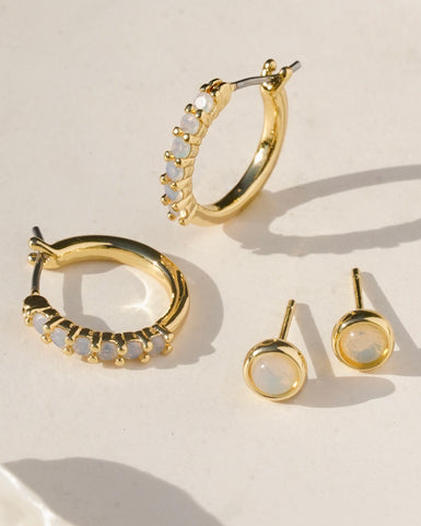 Michelle 14k Yellow Gold Chain Huggie Earrings in White Diamond