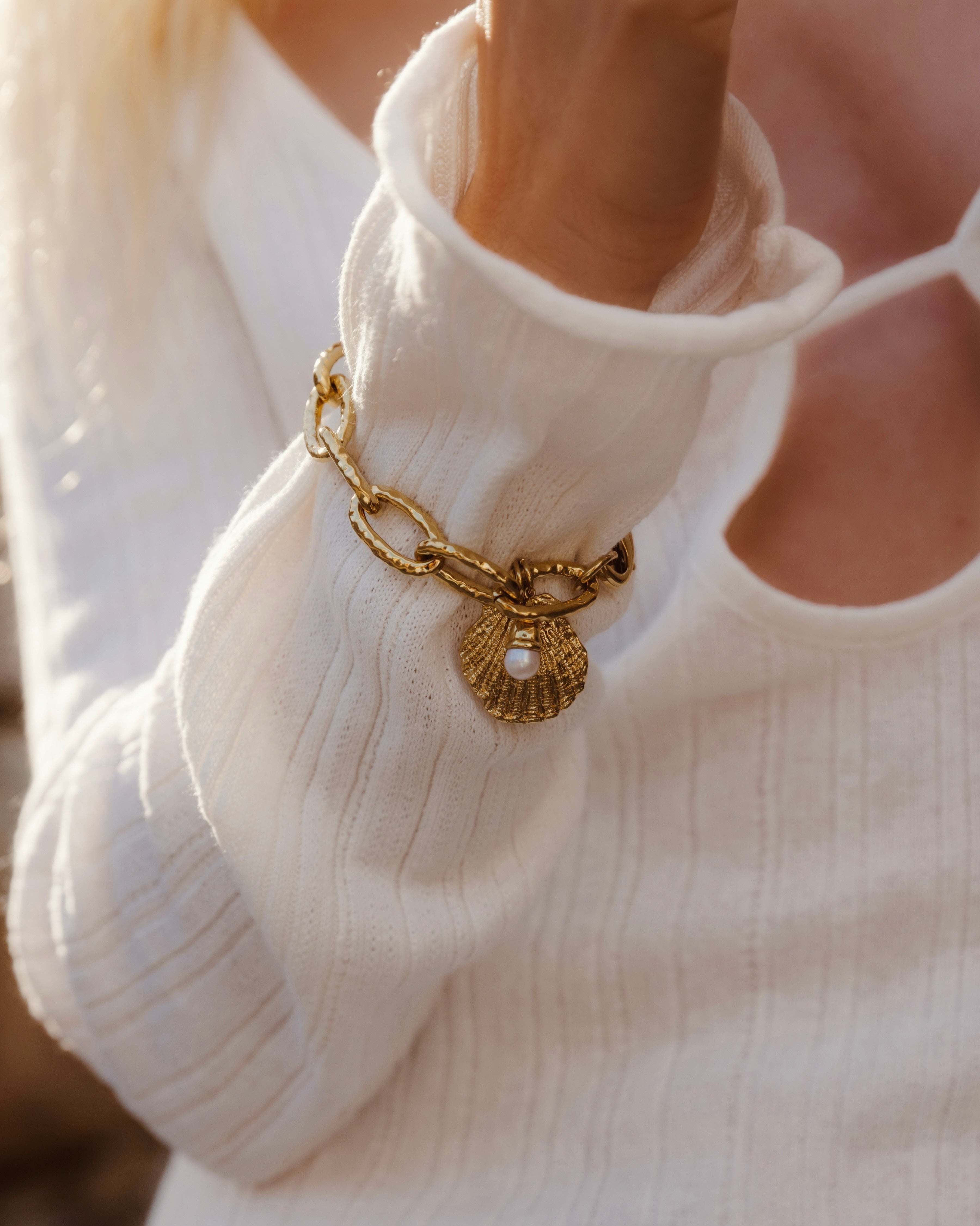 Capri Shell Bracelet