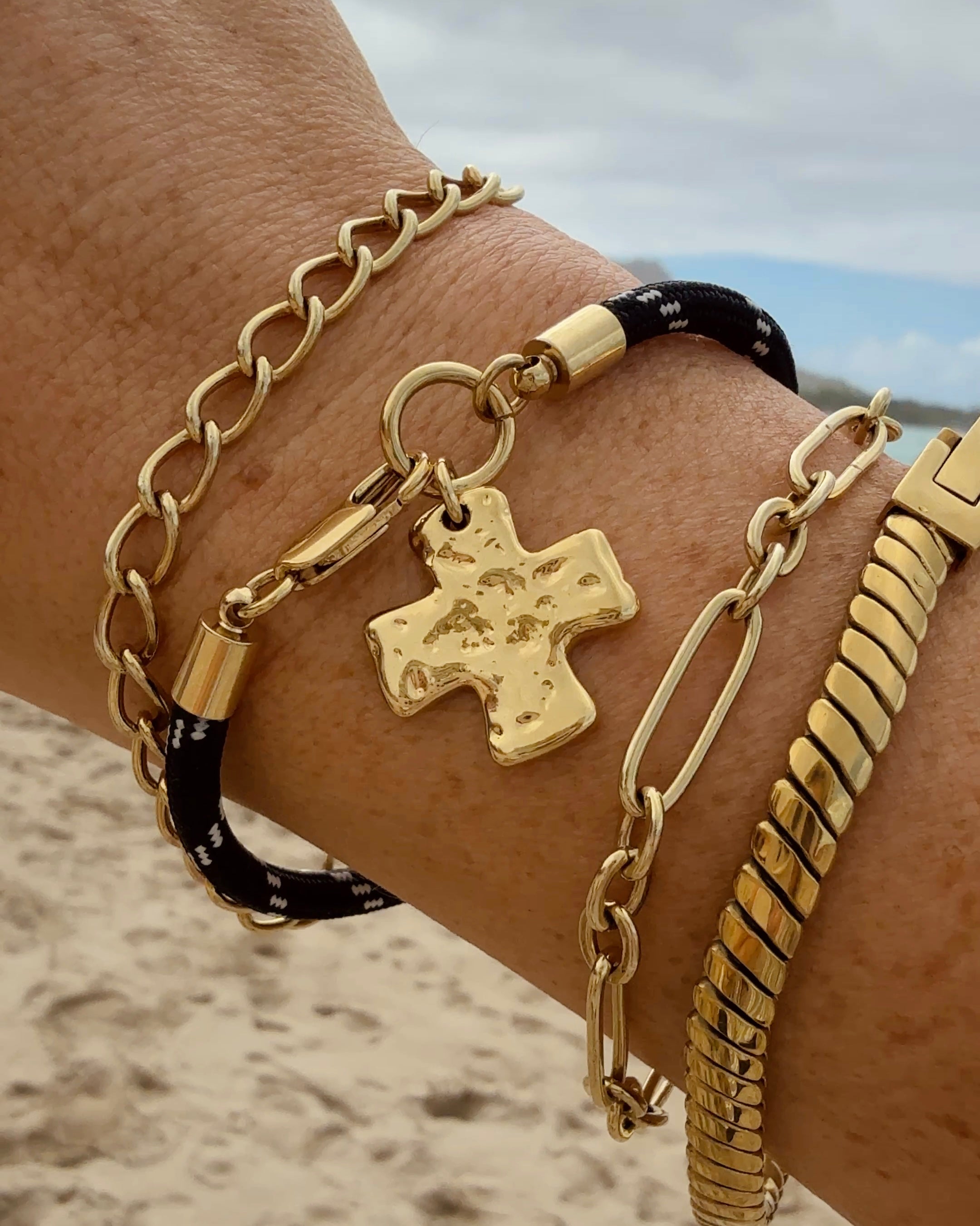 Chunky Cross Cord Bracelet