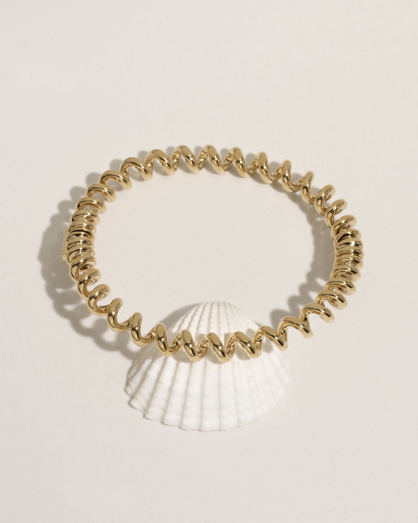 james-michelle-costa-bracelet-gold-main-flat-lay