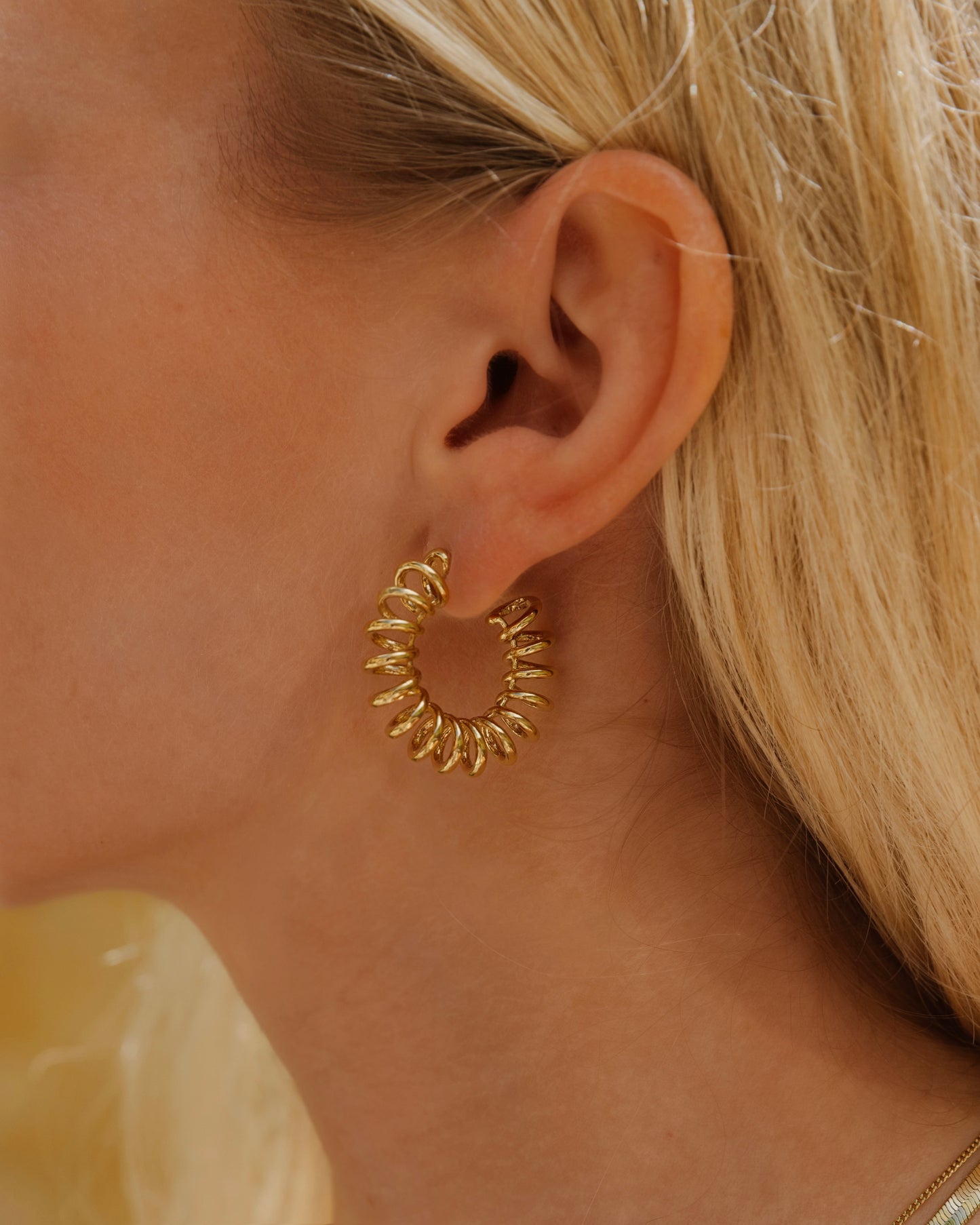 Costa Hoops