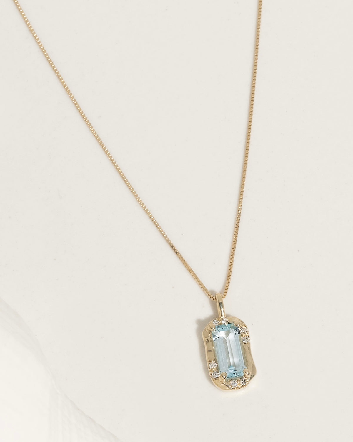Cove Necklace