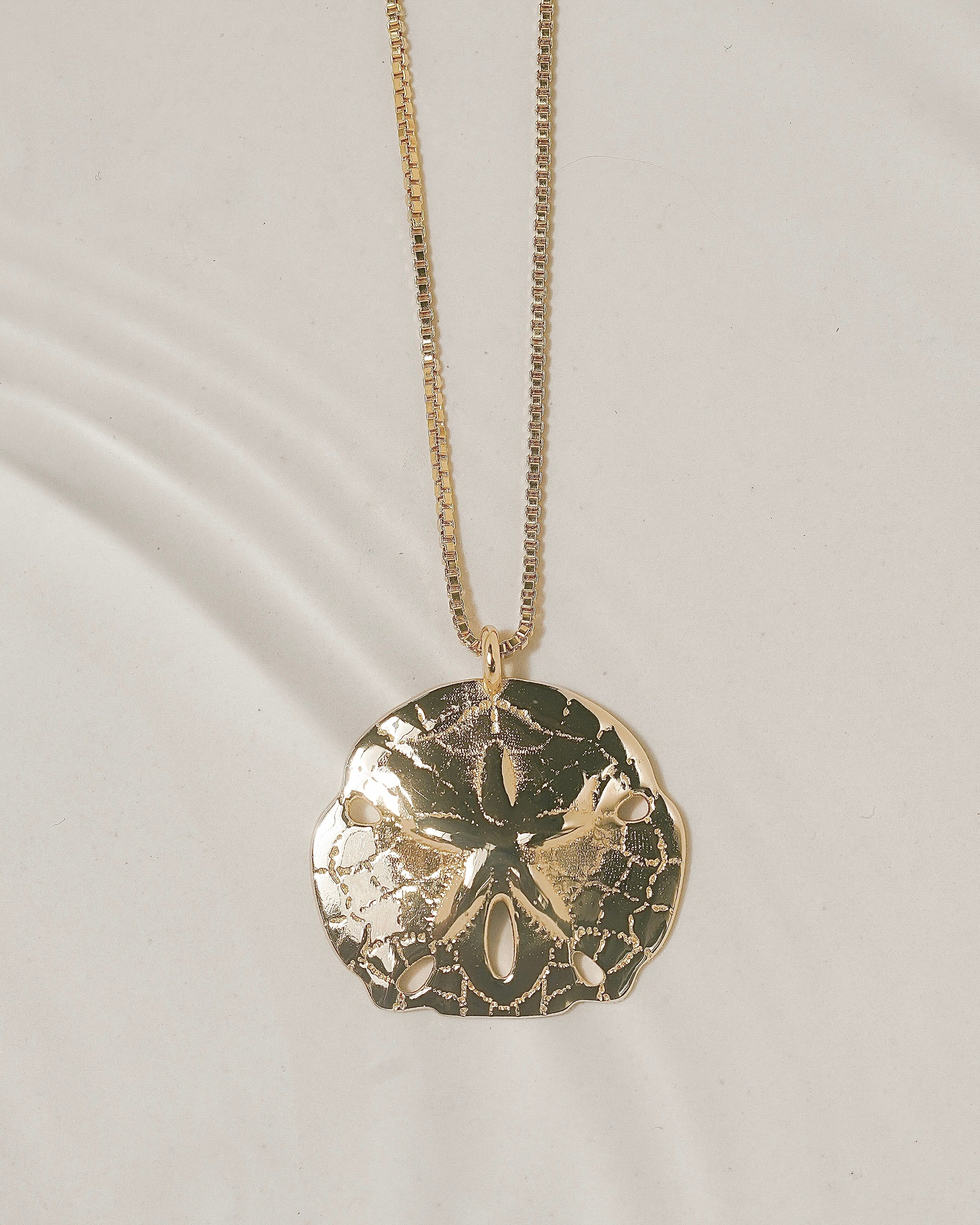 Buy 14k Solid Gold Sand Dollar Pendant on 18 Solid Gold Chain. Online in  India - Etsy