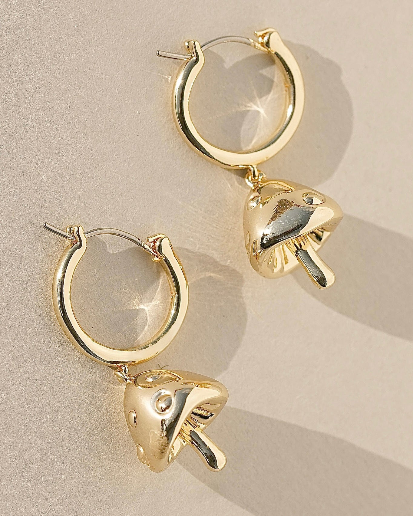 Daytripper Earrings - James Michelle